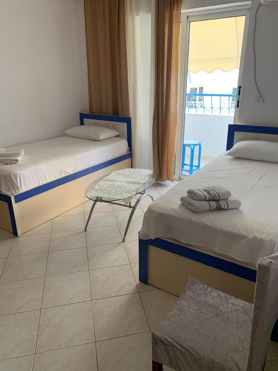 Angjelo Apartments Sarandë Exterior foto