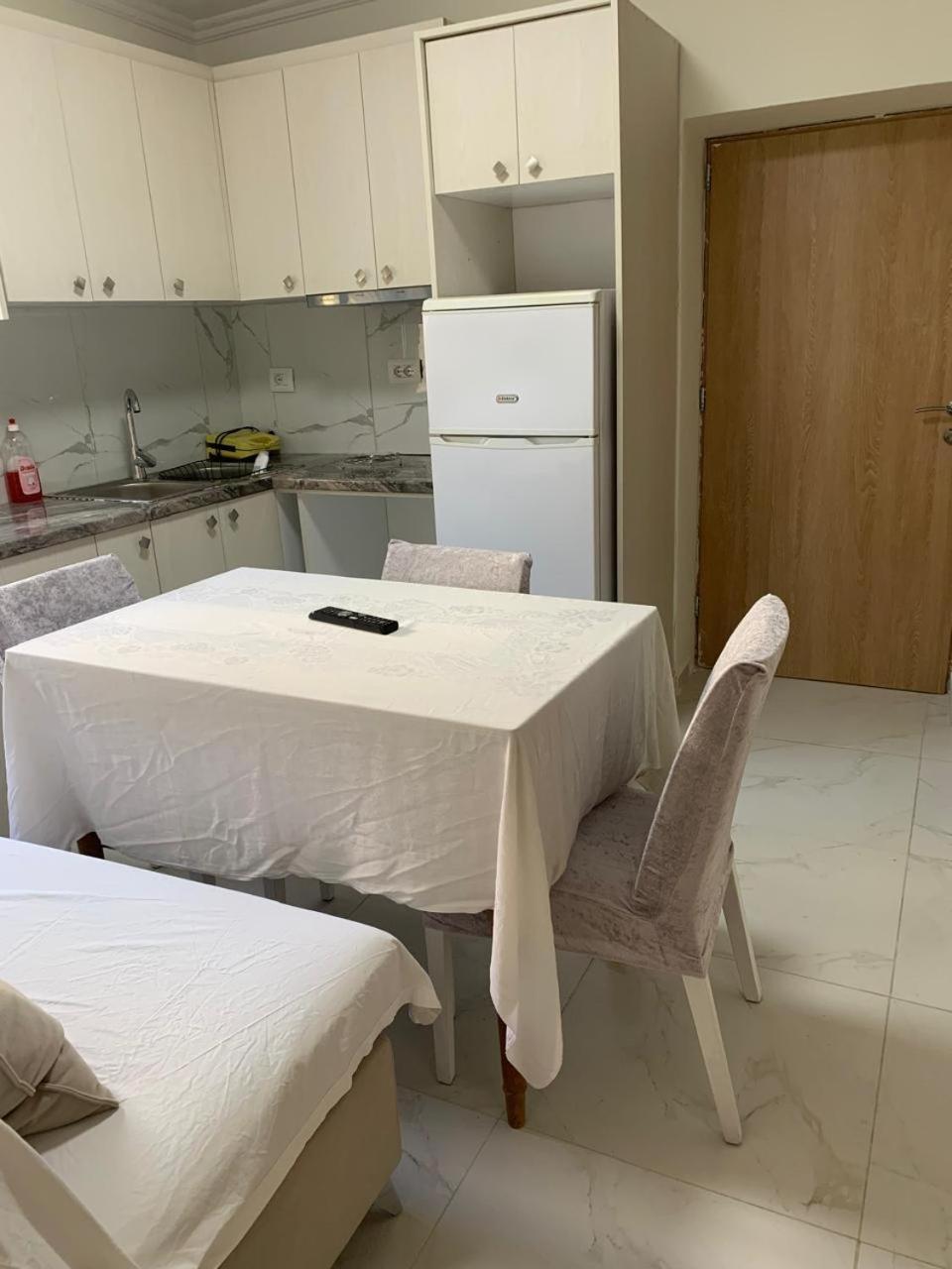 Angjelo Apartments Sarandë Quarto foto